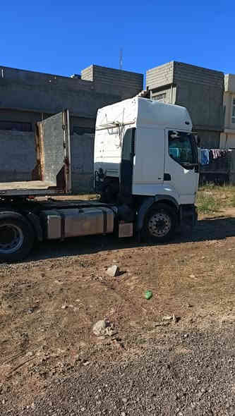 سلام عليكم رينو الفين وربعه انجكتر تخم تاير راس وعربانه التصال عله الرقم ***********
