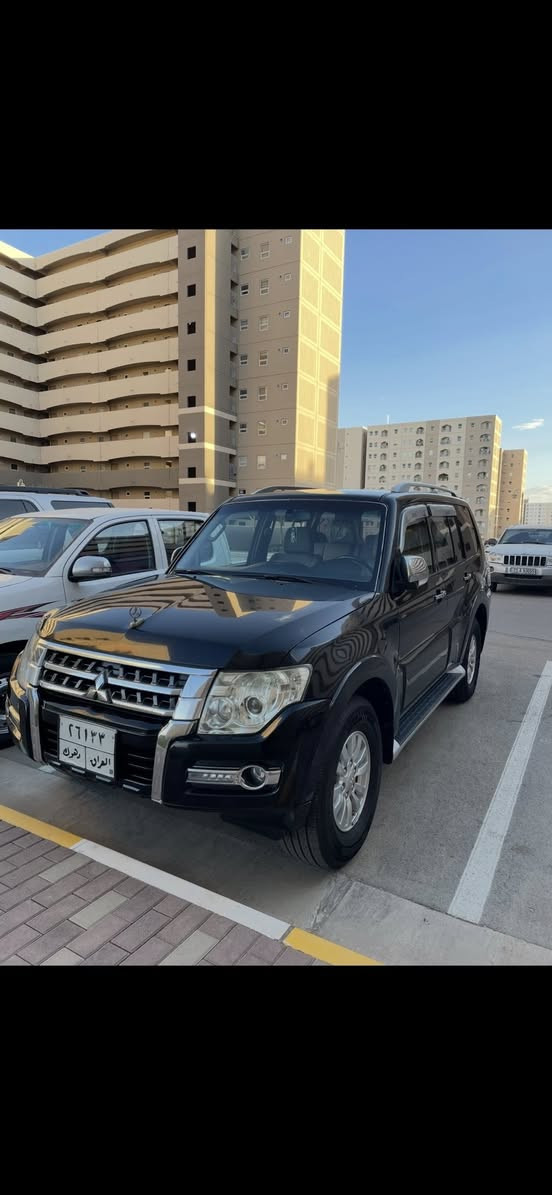 سلام عليكم سياره باجيرو للبيع مديل 2015 رقم شماليه دهوك محركه 3500 بيه ضربه جامله و بنيد صفحت الصدر سياره خليجي تخم تايرا ت جديد بيه شاشه وا كأمره وا مرايتي كهربائيه ولا باقي كلشي موضح كدامك لو تريد تحويل وا وكال سعره 150 بيه مجال ***********
***********
