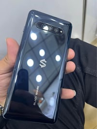 بلاك شارك ٤پڕۆ • ١٢/٢٥٦ • سناپدراگۆن ٨٨٨