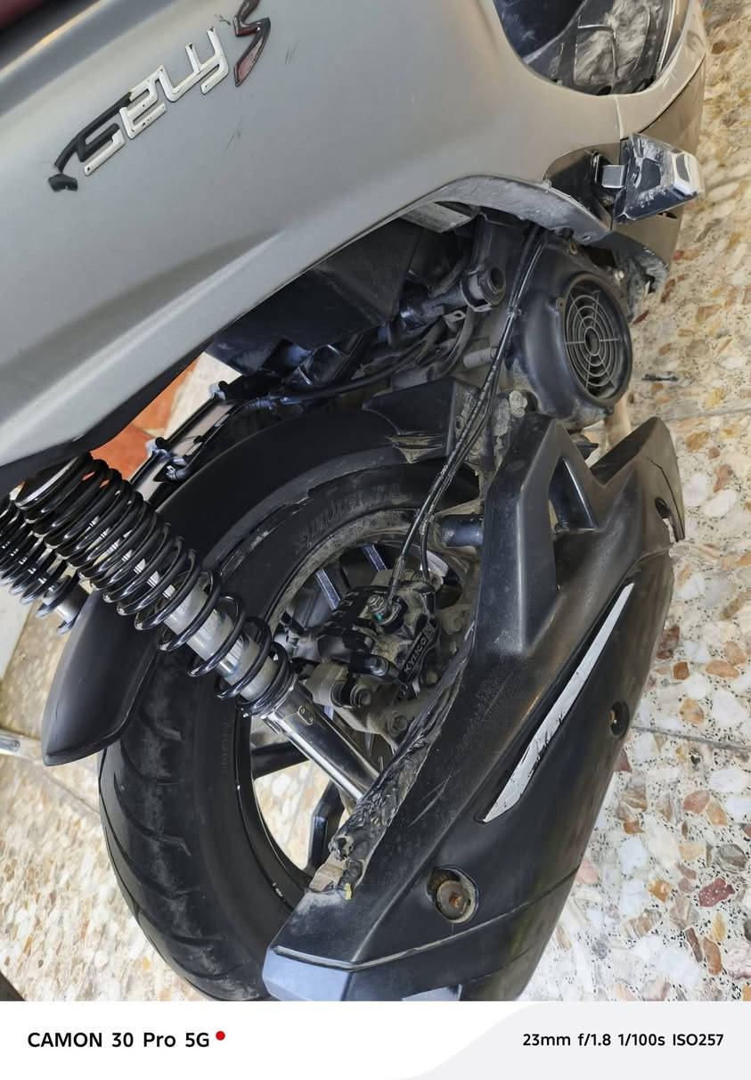 درجة كامكو حديث ياباني دراجة كفالة عامة مكين جديدة لامفتوحةولا مجفتة دراجة تنباع على وضعها رمبة متروكة طافية الدراجة ٦٠٠واذ اكو مراوس بدراجة مناسبة  ***********
