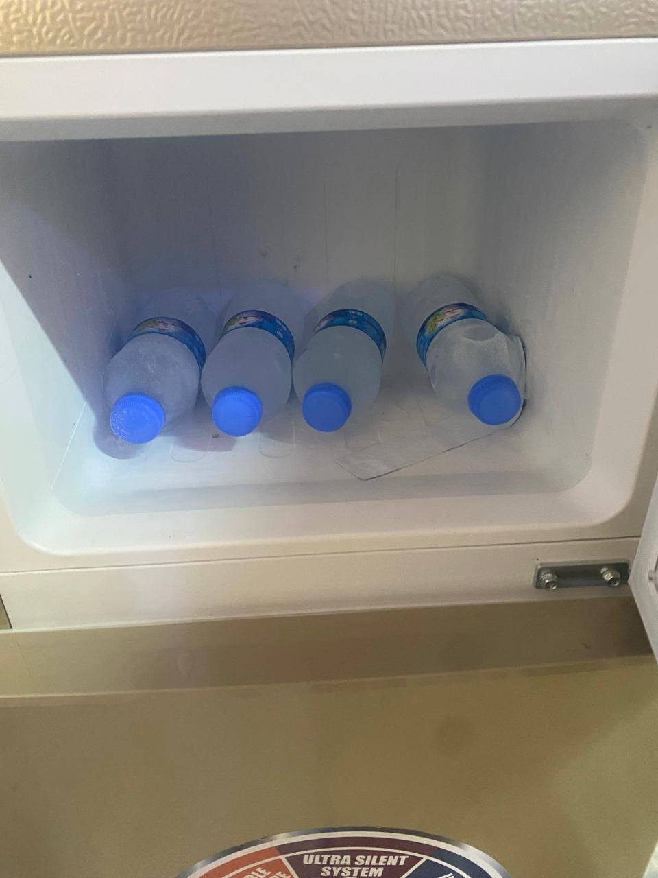 ثلاجه صغيره وجربايه حديد للبيع سعر الجربايه 30 وبيها مجال والثلاجه 160 وبيها مجال


**إذا كنت صاحب هذا الإعلان وتريد حذفه لأي سبب، رجاءا أرسل رسالة إلى الدعم الفني**