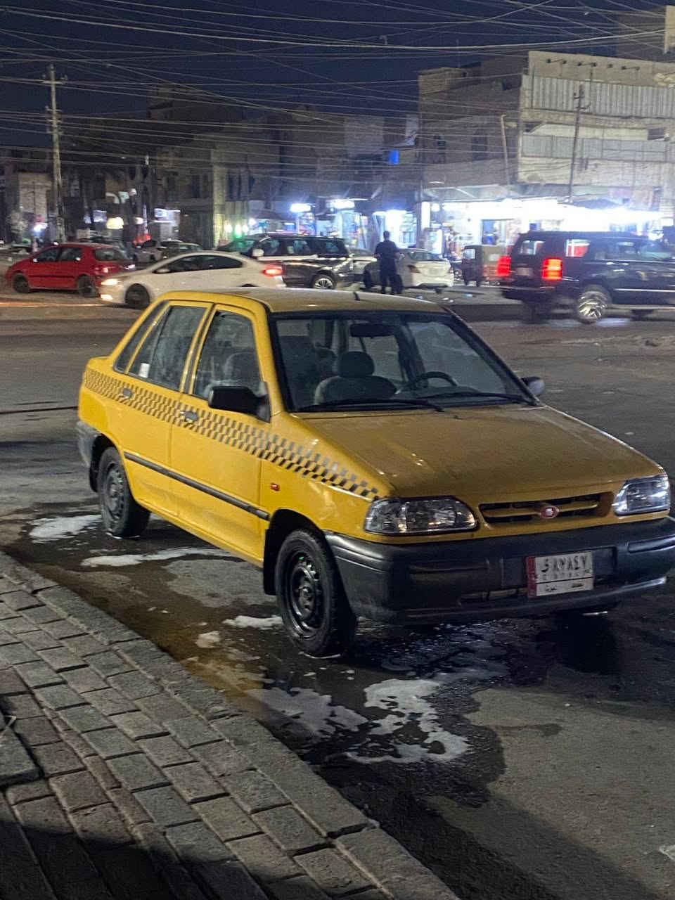 السلام عليكم سايبه موديل 2013 سياره جديده كبل لشارع لا تبديل وشواصي انضاف سياره احلا من صوره كلشي شغال سياره تخم تاير صدر جديد باتري جديد سياره كلش نضيفه أسعر 35 رقمي *********** واتساب فقط
