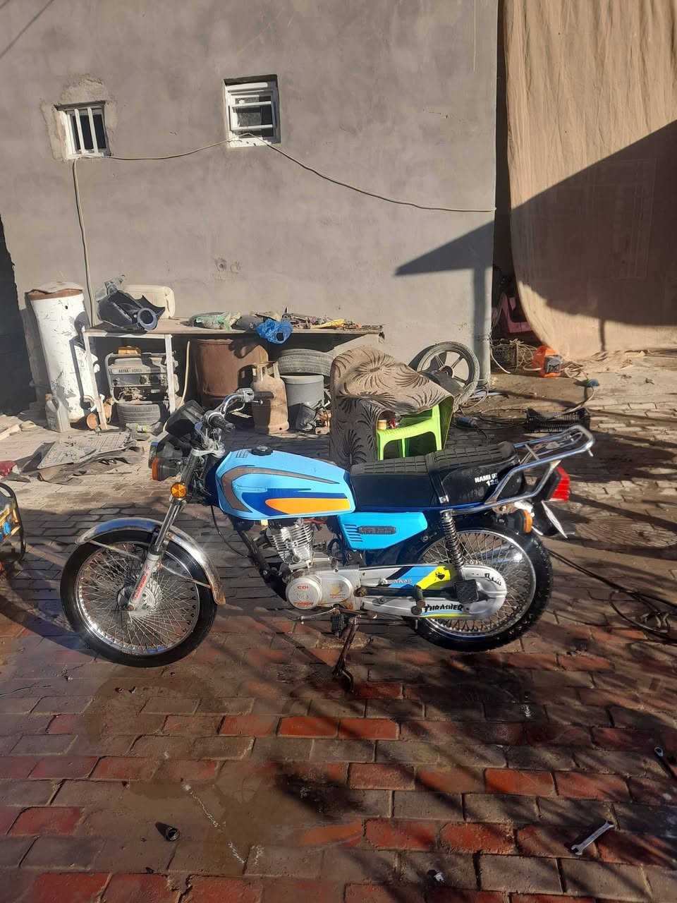 للبيع اربعه كير محرك ناعم شلعه معدل فول اوراق موديل ٢٠ تعمير جديد السعر ٣٧٥ المكان كربلاء شارع بغداد قرب سيد الوصياء عمود١٢٨ لستفسار على الرقم ***********
