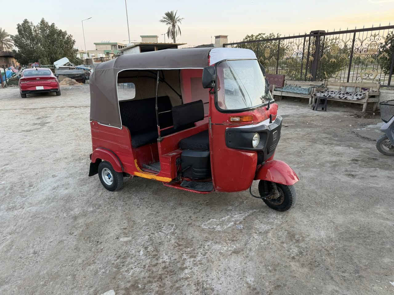 السلام عليكم تكتك 2018 التكتك ما نقصها شي كلش نضيفه مكاني الحر التكتك (أوراق )  *********** متواجد بس اتصال اتصل وبيك خير وادلل السعر ٤ ملايين قفل
