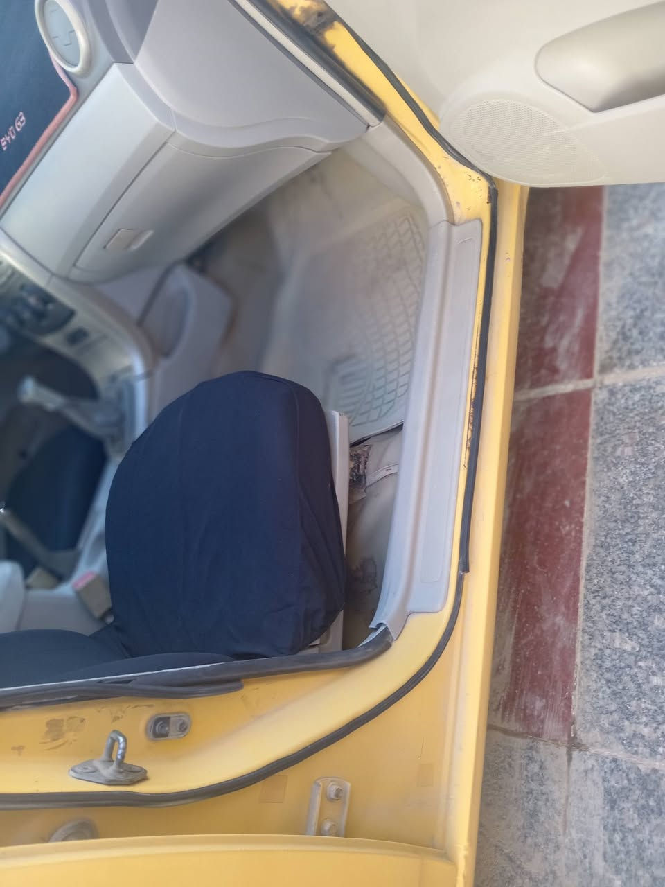 بي واي دي  G3 
2013   بابل مكاني  بابل 
مصفره هيئه رايدها ب38 وبيها مجال 
مصبوغة حزام اثر جراد وخياس 
وبيها ضربه بجهة العبري فقط البراكيت 
السياره مكينتها تنفخ ابيع گايمه 
اتصل وتدلل ***********
