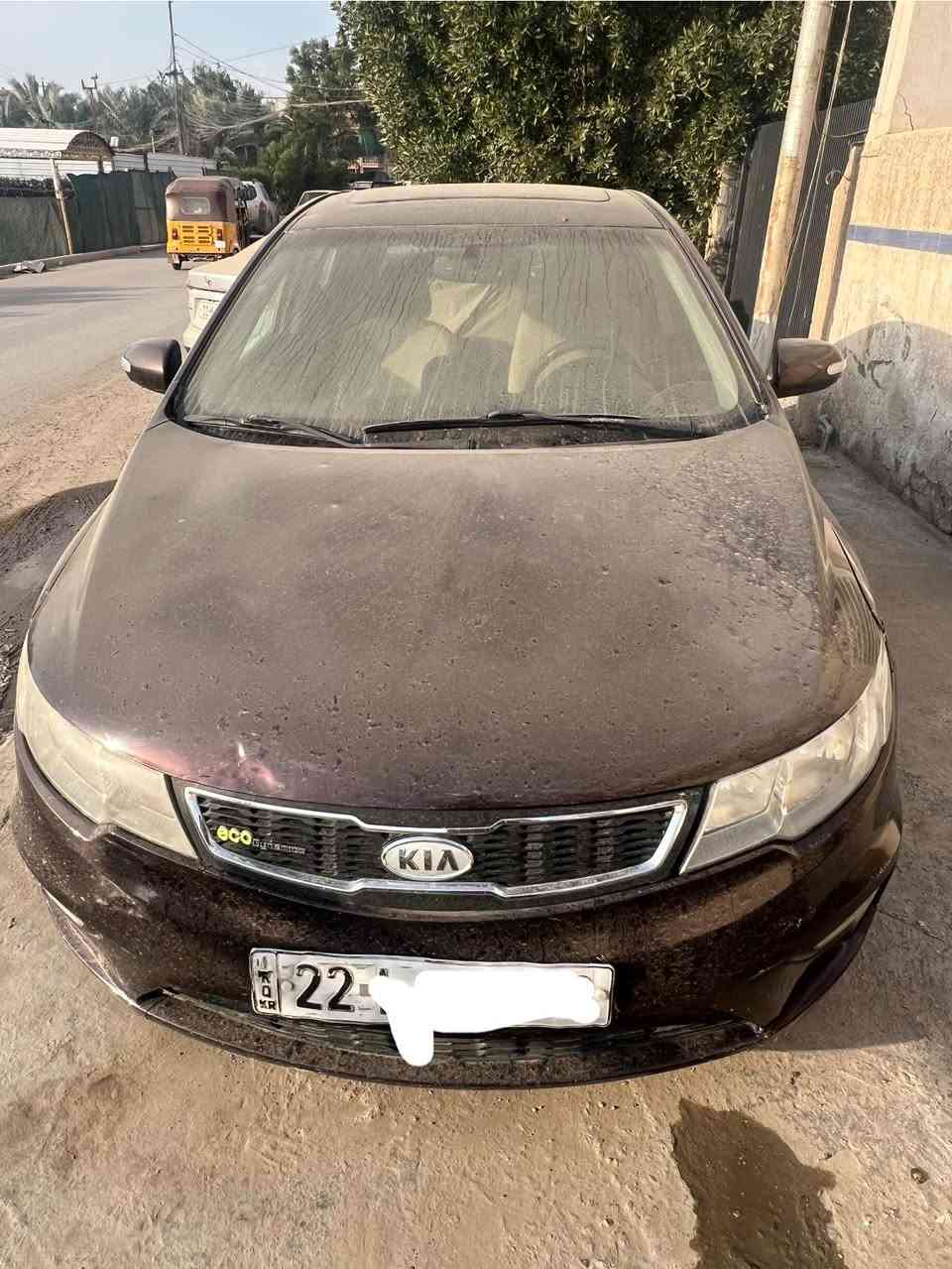 السلام عليكم سيراتو 2010 مصبوغة حزام ابيع عام محركها زين كيرها زين صدرها تعبان مشط ستيرن زين سنويتها تسقط بال 5  رقم اربيل السيار بيها تصليح بالشاصي من جوة بالصفحتين مكانها بغداد الغزالية ما متواجد عل نت صاحبها يحول ويطلب عليها ورقتين الباب الي خلف السايق عاطل الكيلون مالتة ما ينفتح ما متواجد عل نت *********** واتساب موجود السعر 70 ورقتين حك جيتك ورقتين صاحبها يطلب عليها تبقى 66  واعذروني عل اطالة
