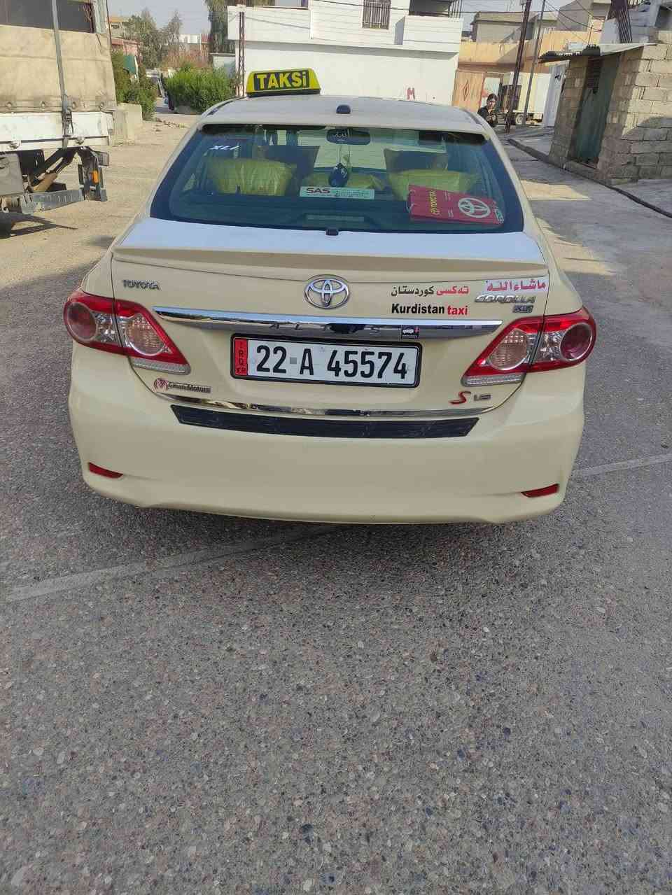 تۆیۆتا کرۆلا ٢٠١٣ 
 بیلاد تەکسی 
مەکینە گەورە
توماتیک ئاوێنە شەفت
تەبریت لەمس 
هەزەی ٢٠٢٧
فەحس نوێ
سەنەوی ٢٠٢٨ مانگی ٤ بەسەر دەچێت
گێر و مەکینە بە شەرت 
غەرامەو بەناو کردن بەشەرت
رەقەم باریک
گێچ تۆبز 
٢ جێ گچکە ساردە کوت
جێی باڵی سەر سندوق کەمێک قەلەم کاری هەیە
سعر ١٧٠ و کەمێک مەعمەلە أربيل, العراق


**إذا كنت صاحب هذا الإعلان وتريد حذفه لأي سبب، رجاءا أرسل رسالة إلى الدعم الفني**