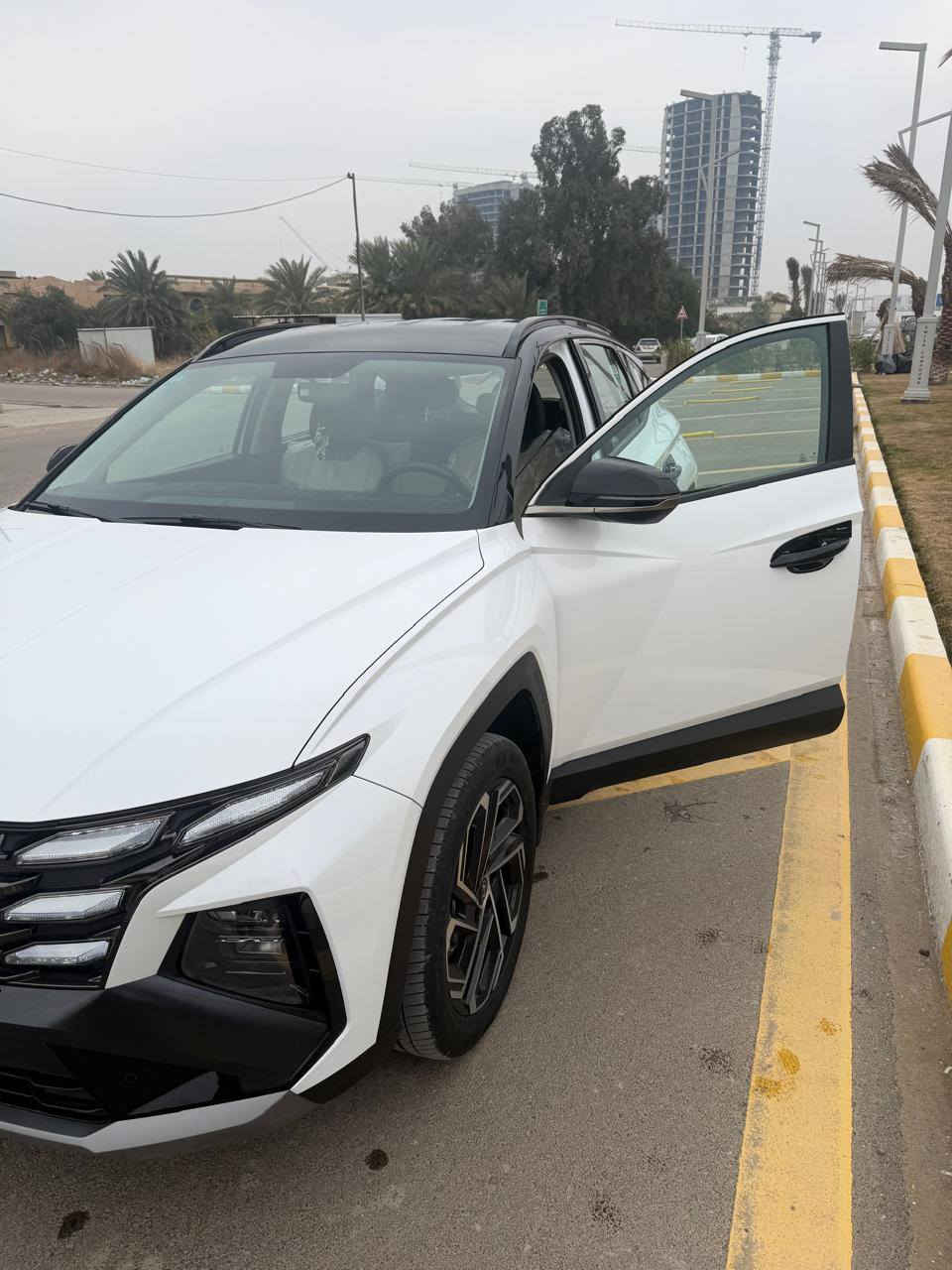 توسان 2025 خليجي فول 2 كلر مكفولة من كلشي رقم بغداد ماشية 16 الف السعر 245  مكانه بغداد الغزالية وبيه مجال للاستفسار ‏‪***********‬‏
