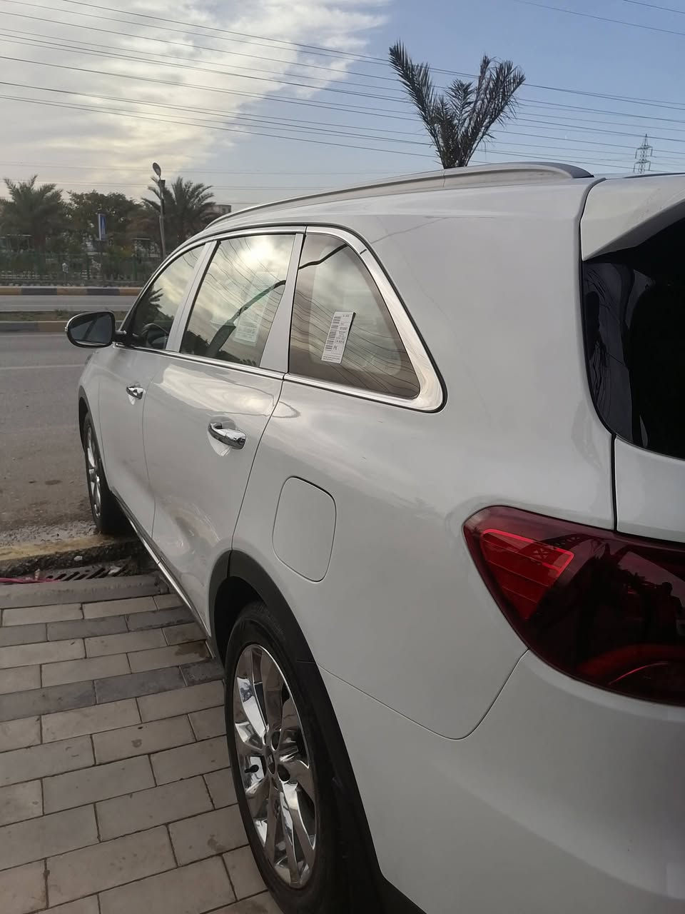 كيا سورنتو 2020 خليجي رقم اربيل مكفوله كفاله عامه من الحوادث عدا شخط بسيط كلش بالجاملغ الامامي  ممبين اصلا
✅ 7 راكب مع كشنات جلد 
✅ صندوك كهرباء
✅ اشاير ترحيب بلمرايه 
✅ كشاف ولايت led 
✅ بك لايت led 
✅ مرايه شفط
✅جنطة كهرباء 
✅ ويل كب نيكل 
✅ حساس امامي خلفي جانبي 
✅ 3 قطع تبريد 
✅ كلمة سورنتو بلدواسه
✅ اربعه انظمه قياده 
✅ يو اس بي
✅ بردات بلادية 
✅ فول تحكم ستيرن 
✅ كشنات كهرباء
✅شاشة كبيره
✅قماره حديد
✅ كامرات دواره 
‏✅ صدر جديد كير مكينة تبريد كلة جديد ومكفول إدامة 
‏✅ V6 ستة سلندر 3500 ماشي ١٢٢ كم
جاهزة بدون اي نقص اسبير منازل

السيارة للبيع ٢٥٥ $  وترهم مراوس 

للتواصل  ***********    واتساب
