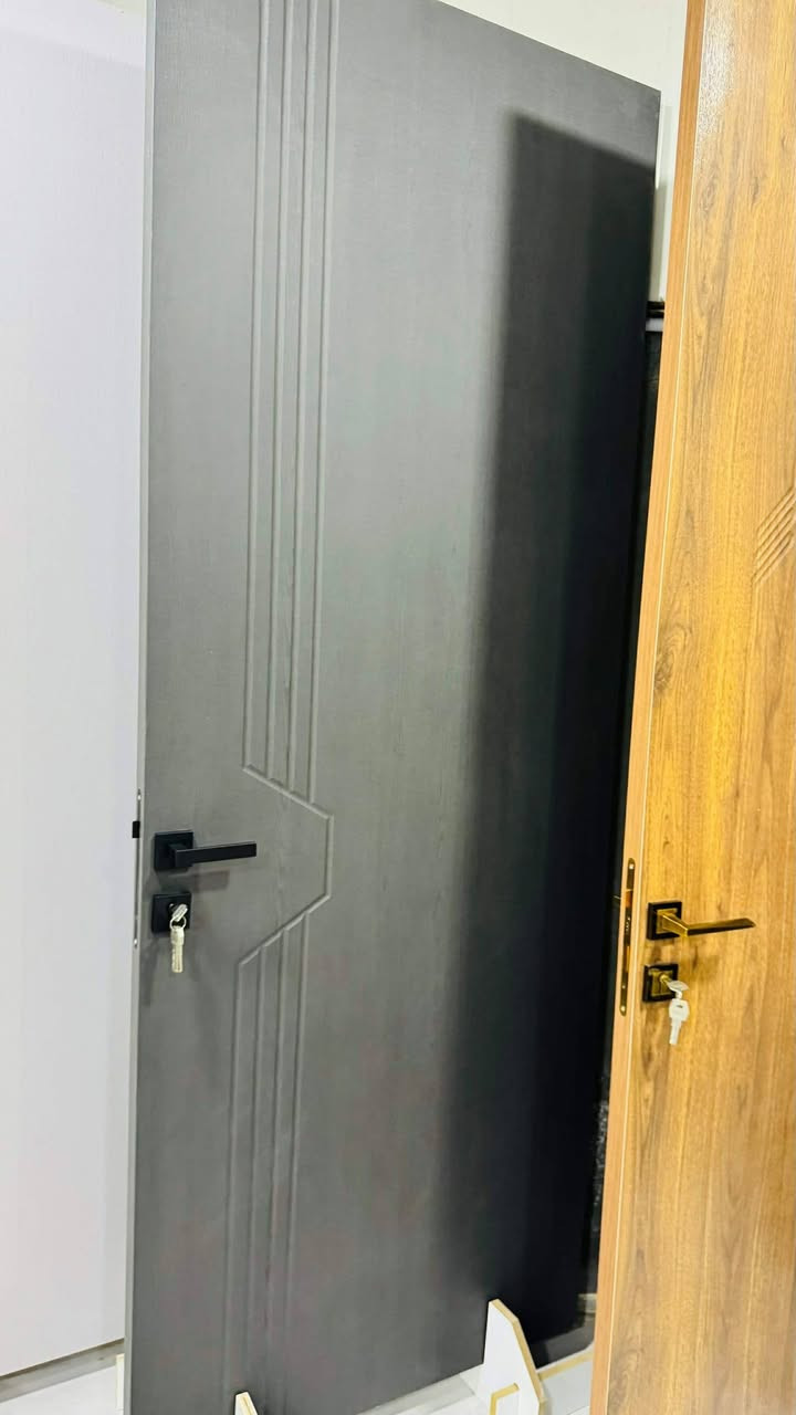 ابواب ال WPC عمرها الافتراضي 25 سنه
ضمان الابواب 15 سنه
ضمان الكيلون 15 سنه
هيه خليط من الخشب والبلاستك تعطي مظهر الخشب ومقاومتها للماء ونمل الابيض والخدوش والصدمات
تبدء الاسعار من 200الى400
شركه الدار البيضاء بابل الهاشميه طريق جعفر الطيار
***********
***********
