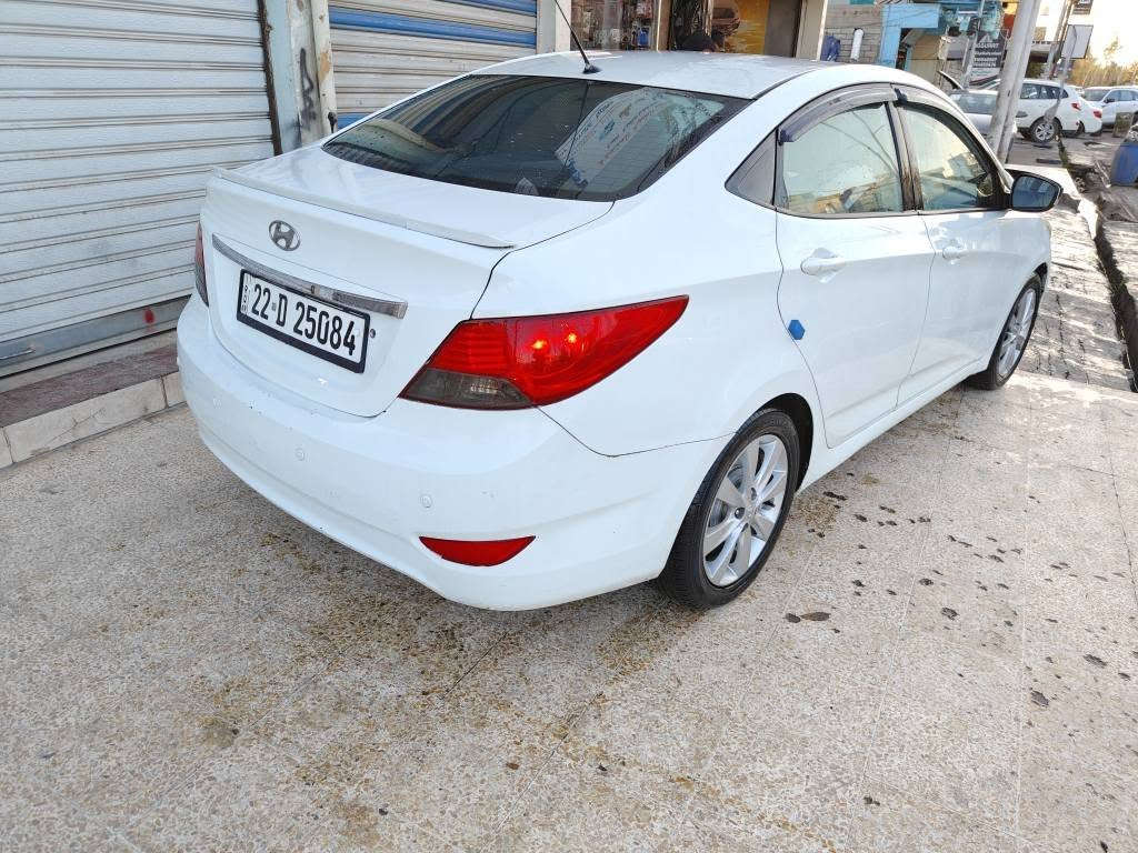 اكسنت موديل 2012 لون أبيض سلايد رقم اربيل باسمي سياره بيها جاملغ يمين رش ودوسات صبغ مواصفات السياره سلايد شاشه 
للبيع او مروس ويه الانترا ***********
واتس اب بيه شراي تعارض اتصل أربيل, العراق
