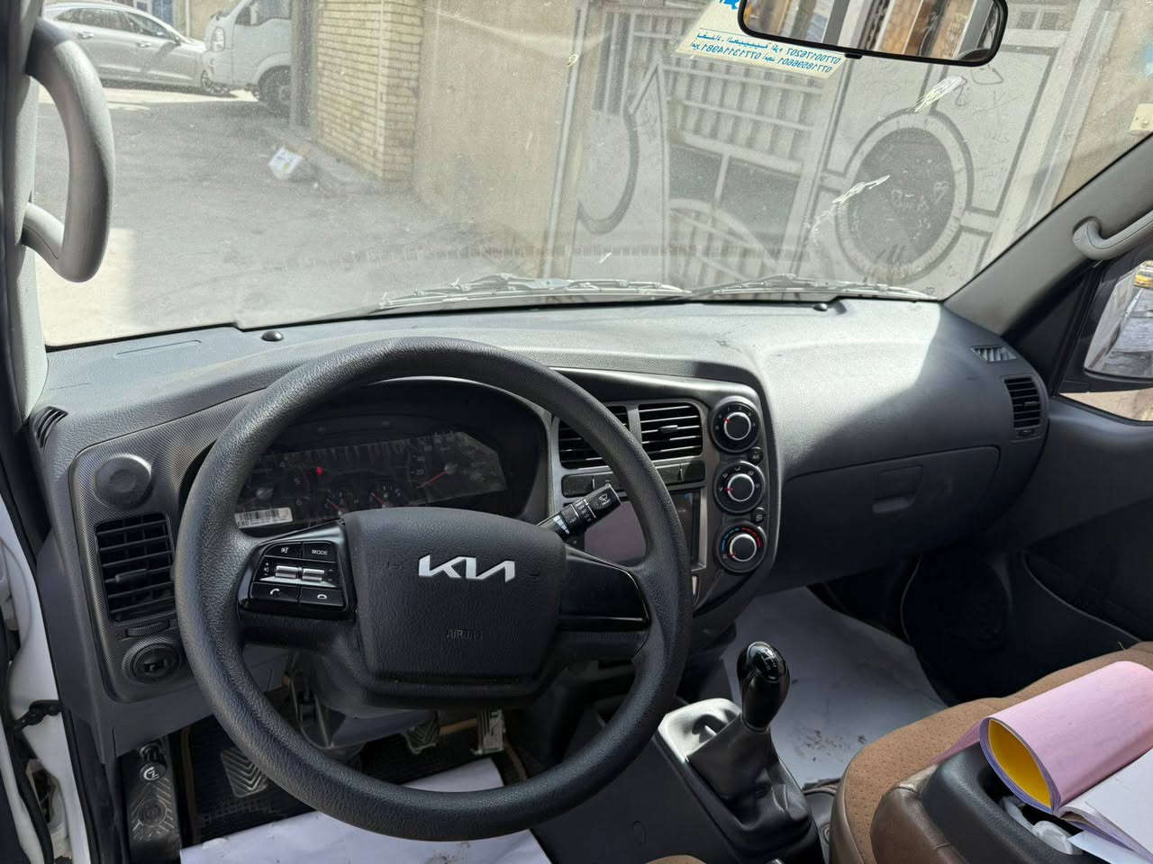متاح كيا بنكو 2700 موديل 2025سياره جديده ماشيه 22الف السعر 165الشراي يتصل ***********
