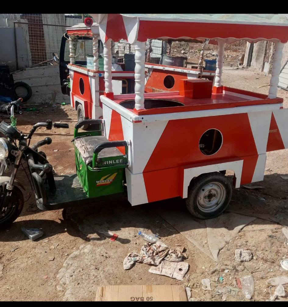 السلام عليكم
ستوته شعر بنات للبيع 
كامله كل نقص مابيه
السعر خاص 
او اتصل ***********
