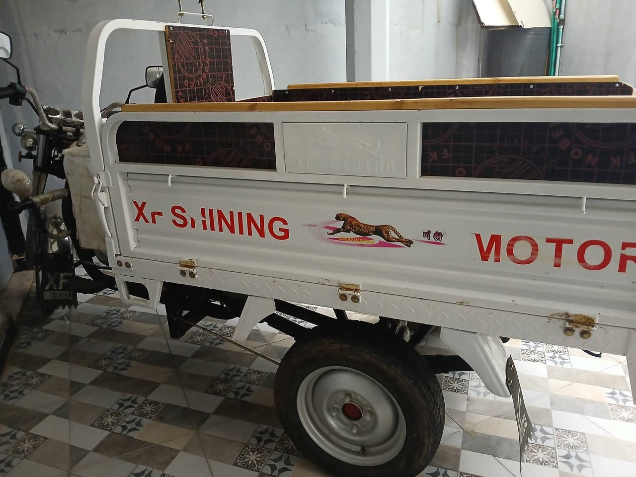 السلام عليكم ورحمة الله وبركاته
ستوته للبيع موديل ٢٠٢٥ فحل تاير عريض اوراق شمالي صارلي شهر من جبتها أكرر وكول اوراق شمالي الشراي يتصل عل رقم مكلف بل نشر ***********
