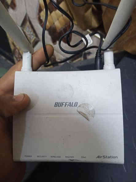 سلام عليكم راوتر للبيع سعر 15 قفل***********
