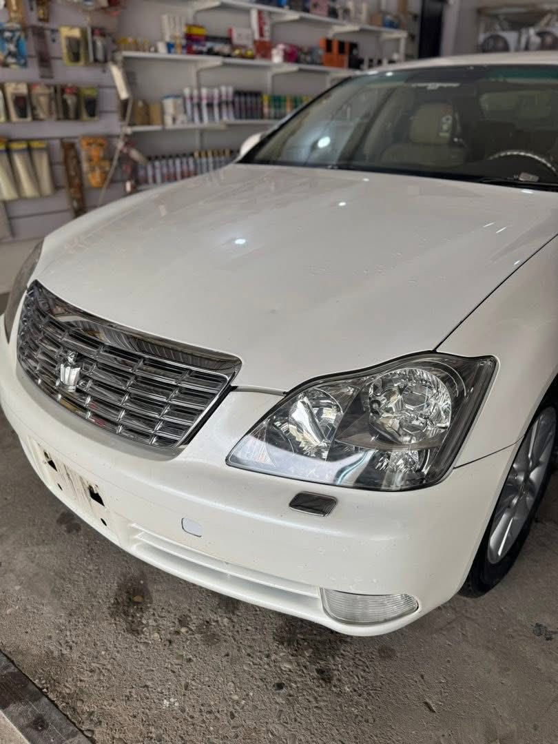 89 هەزار ڕۆشتوە 
سپی ناو زەرد
٢ دوگمە 
لایت ناوچەی کوێر
تایە و ویل لۆک
ڕۆن و هایدرۆلیک گۆڕاوە 
ئاوێنە ئیشارەت
گێڕ و مەکینە بە شەرت
بێ مەسرەف
کامل سێرڤس کراوە
پۆڵیش و حەمام کراوە
دوکەڵی نیە
ماڵی دۆسە 

ناونیشان سەید سادق 
*********** — ***********
نرخی ٧١ گەڵا و معامەلە
