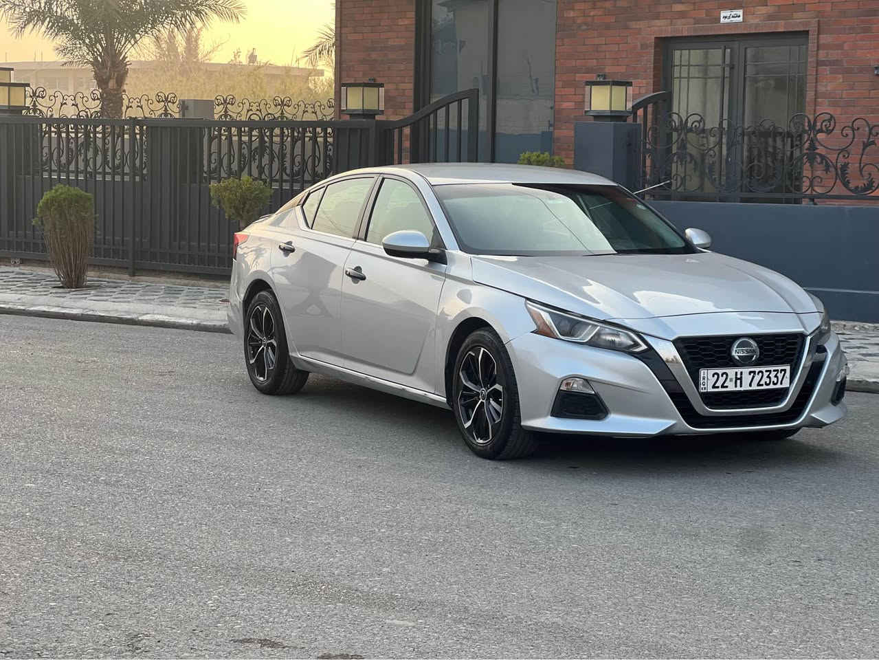 ئاڵتیما مۆدیل :٢٠٢٠
مواسەفات: s :-plas 
بەسمە ،دەرکە بەسمە ،شەغال، حەساس، ئۆتۆ ستۆپ خەتی جادەی ،تحدیل سورعە ، ویلی sr بۆ بەستراوە سەیارەکە زۆر جوانە 
سێ پارچە بۆیاغە بی ناو  بۆنیت دەرکەی پشت سەیاق لەگەڵ چاملغی پشتی بێ ناو گرتن لەگەڵ یەک تەعدیل 
١٠٠ هەزار مایل رۆیشتوە
سەعر : 💲١٣٣
                                                              📱:*********** أربيل, العراق
