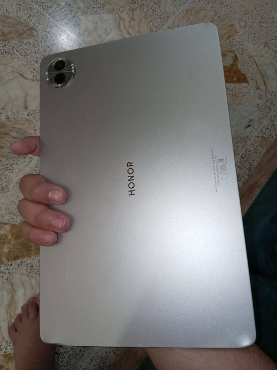ايباد هونر باد 10 للبيع السعر 300 مقابل للتفاوض ذاكره 256 بالكاميرا الاماميه 8 ميجا بيكسل وكذلك الخلفيه المعالج سناب دراغون 3 جين لا يوجد فيه اي ضرر والشاشه اصليه فقط ضربات خفيفه في الشاصي التواصل خاص


**إذا كنت صاحب هذا الإعلان وتريد حذفه لأي سبب، رجاءا أرسل رسالة إلى الدعم الفني**