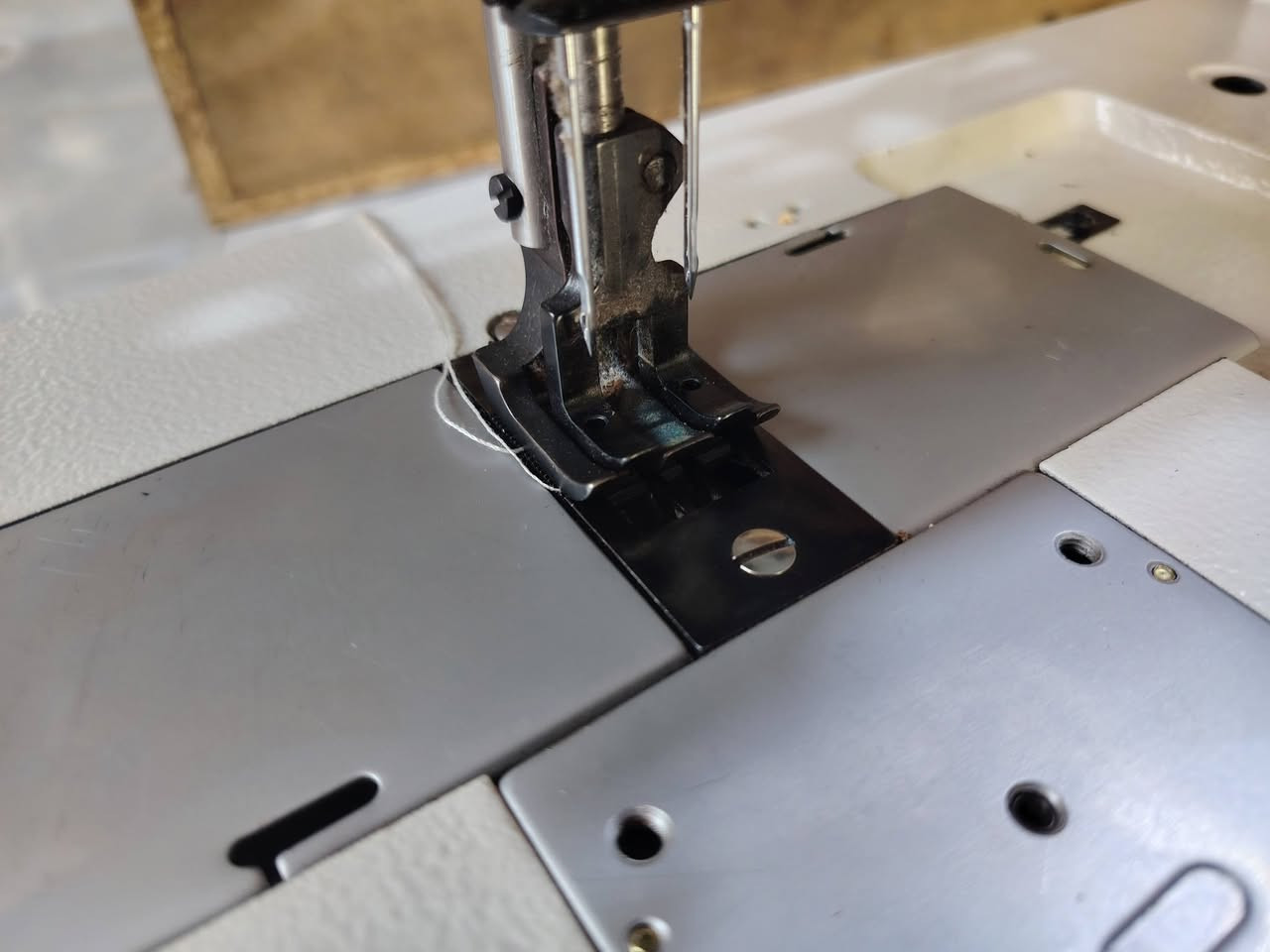 السلام عليكم من رخصة اخونا الادمن مكينة جوكي بايه سحب ابرتين  خشنه  والبريشوس بايه  خشنه ثنينهن جدد كارتون منصبات للفحص مكاني حله يوجد توصيل حسب الاتفاق واتساب موجود ***********
