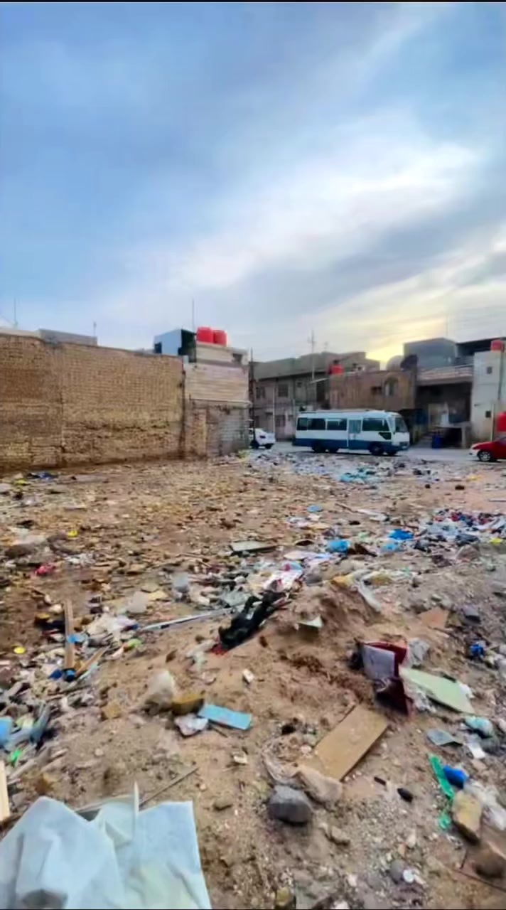 سلام عليكم حياكم اللّٰه من ارض الخير قطعه ركن
للبيع الموقع الخليلية قرب شارع
14 تموز على شارع
15 متر والشارع الفرعي
10 متر قطعه سكنية او استثمارية
مساحه 242 اصولي واقع حال 275 سعر المتر مليونين
للتواصل والاستفسار
***********
