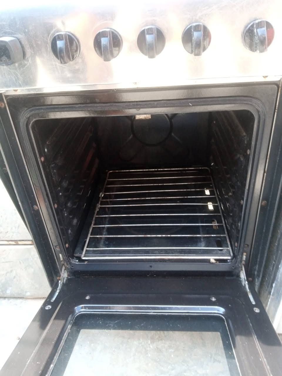 سلام عليكم
طباخ نضيف للبيع
السعر ب80 وبية مجال 
العنوان زين القوس


**إذا كنت صاحب هذا الإعلان وتريد حذفه لأي سبب، رجاءا أرسل رسالة إلى الدعم الفني**