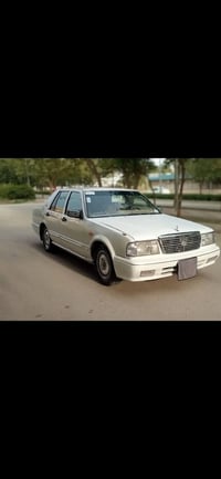 نيسان ستريك • ٢٠٠١ • شوين كلار