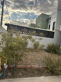 مجمع الغدير • ٢٠٠م طابقين • حديقة كاملة