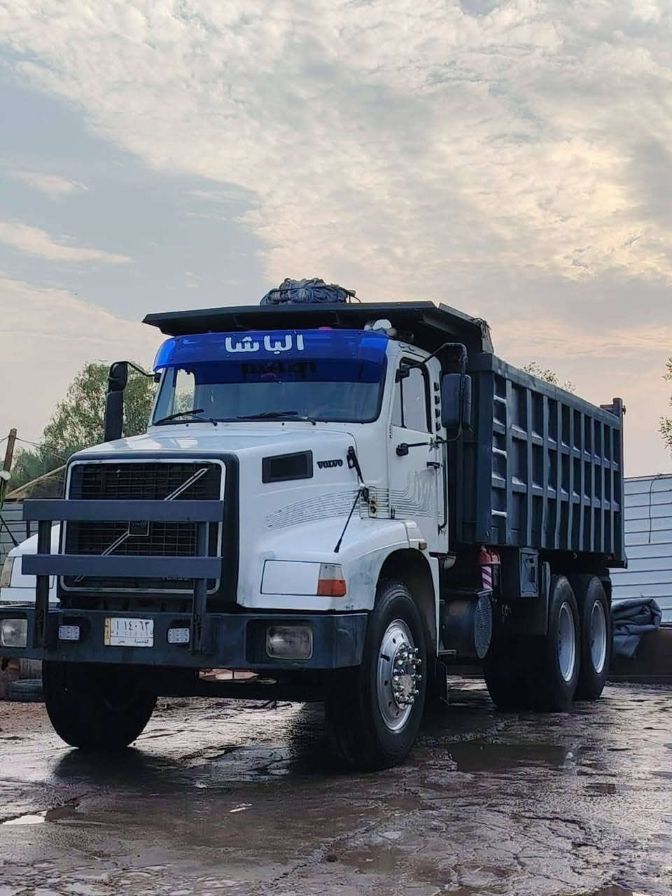 فالفو تمساح موديل 93 سياره كفاله عامه منضومه تبريد حداديه جديده مكينه كير خير من لله تأخذه كبل تطلع لشغل ماذب عليه ربع.  لاستفسار اتصل وبيك خير ودلل الموشراي لايتصل  رجاء***********
