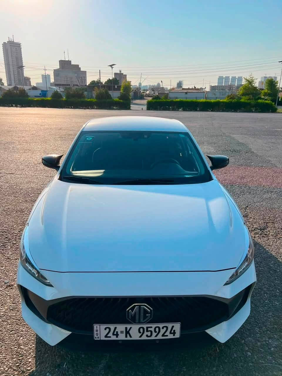 Mg GT 2025
گێڕ حادی 
٣٤،٠٠٠Km ڕۆییە 
بێ سبوغ بێ لێدران
تەنها ٤ پەنجە لەلیوی چاملغەکەی تەعدیلە و قۆپەکی لە دۆسەی هەیە و نیشانم کردینە و گێڕ و مەکینە و هەموو شتی بەشەرت. 
ڕەقەم  دهۆکە و بە ناوی خۆمە. ، وەکالە و بەناوکردن بەشەرت

ژ.م:***********
شوێن :هەولێر
نرخ: ٩٧ و مجال
