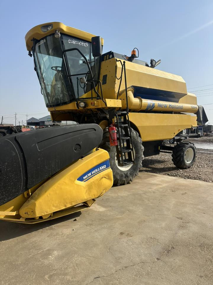 حاصدات نيوهولند موديل 2020.   2019.     2015.    2013.  2012.        2006 دبل درام فول  خمسه بلم معرض الصواف واسط الزبيديه ***********
