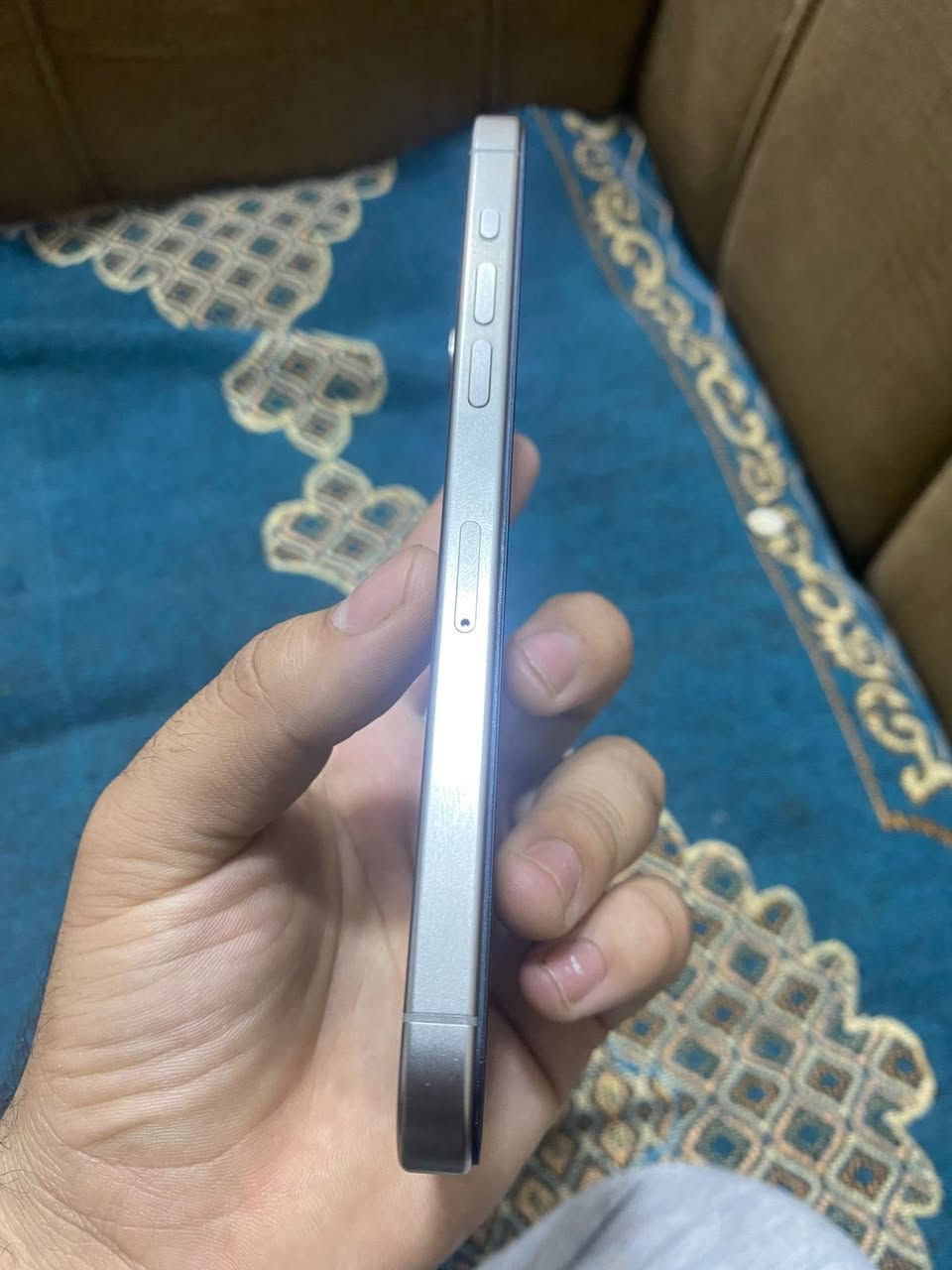 سلام عليكم  ايفون 15 pro max ذاكرة 256 فيس ايدي فقط واكف ولجهاز نضافته كدامكم حيل حيل نضيف مبدل شاشه وبطاريه هم  لشاشه الي مستبدلة نوعيه كلش زينه وتجي تفحص  وتقتنع يلا تاخذه جهاز سعره ٧٧٥ رقمي *********** متواجد واتساب
