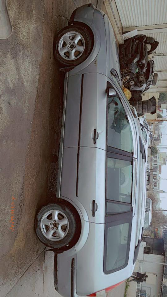 فورد مونديو ٢٠٠٤الماني
جامات كهربائي 
دوشمه جديد
تايرات جدد
كير ومحرك بلادي مازدا 

السعر//٣٠ وبيها مجال
للتواصل واتساب //***********//
