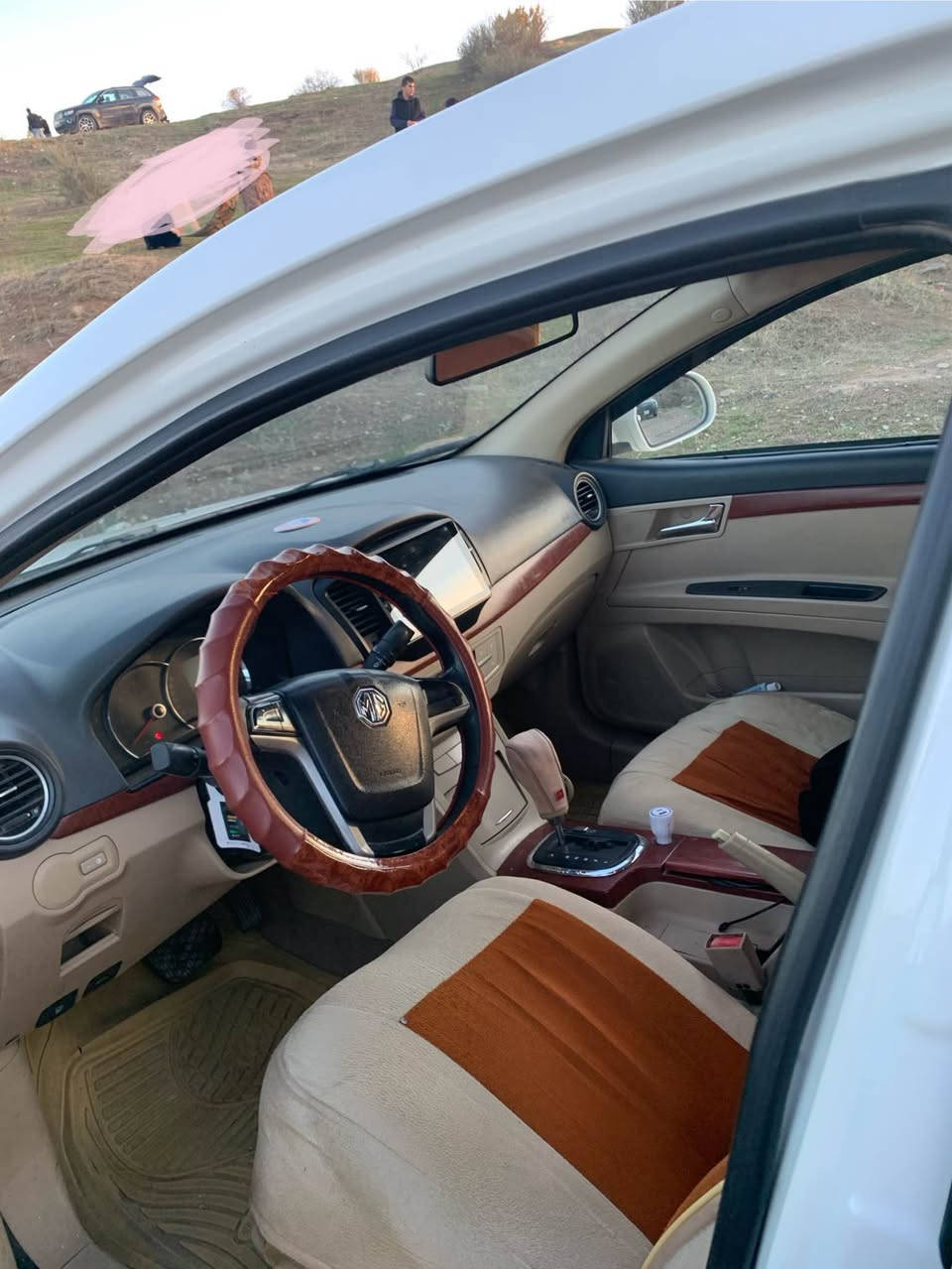 2014MG
فول مواصفات گير ومكينه وتبريد شرت
١٦$ورقه غرامه تحويل شه رت 
ته بديلت كم سياره كاوك سعرايا من
قه ماره بيت جيب بيت
*********** زاخو زاخو, دهوك
