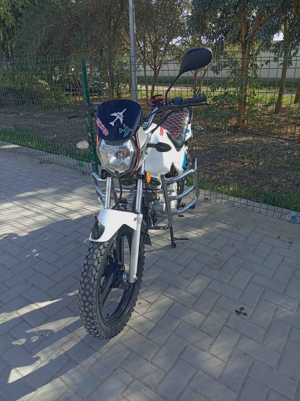 السلام عليكم
سنكي للبيغ 2015 مال جنايه
كله شقال كهربائيات كامله
دبلات امامي وخلفي جديده
كشر اصلي جديد بل جيس
سلف و باتري جديد
ضفيره جديده شديتله
عداد شقال كامل اصلي
لايت وبك لايت جديد
محرك لاتبخير ولا تنقيص ناعم ونشاط فول
بي بس التايرات نص عمر الباقي شقال
مكاني ناحيه الاسحاقي للاستفسار *********** خاص مفتوح
