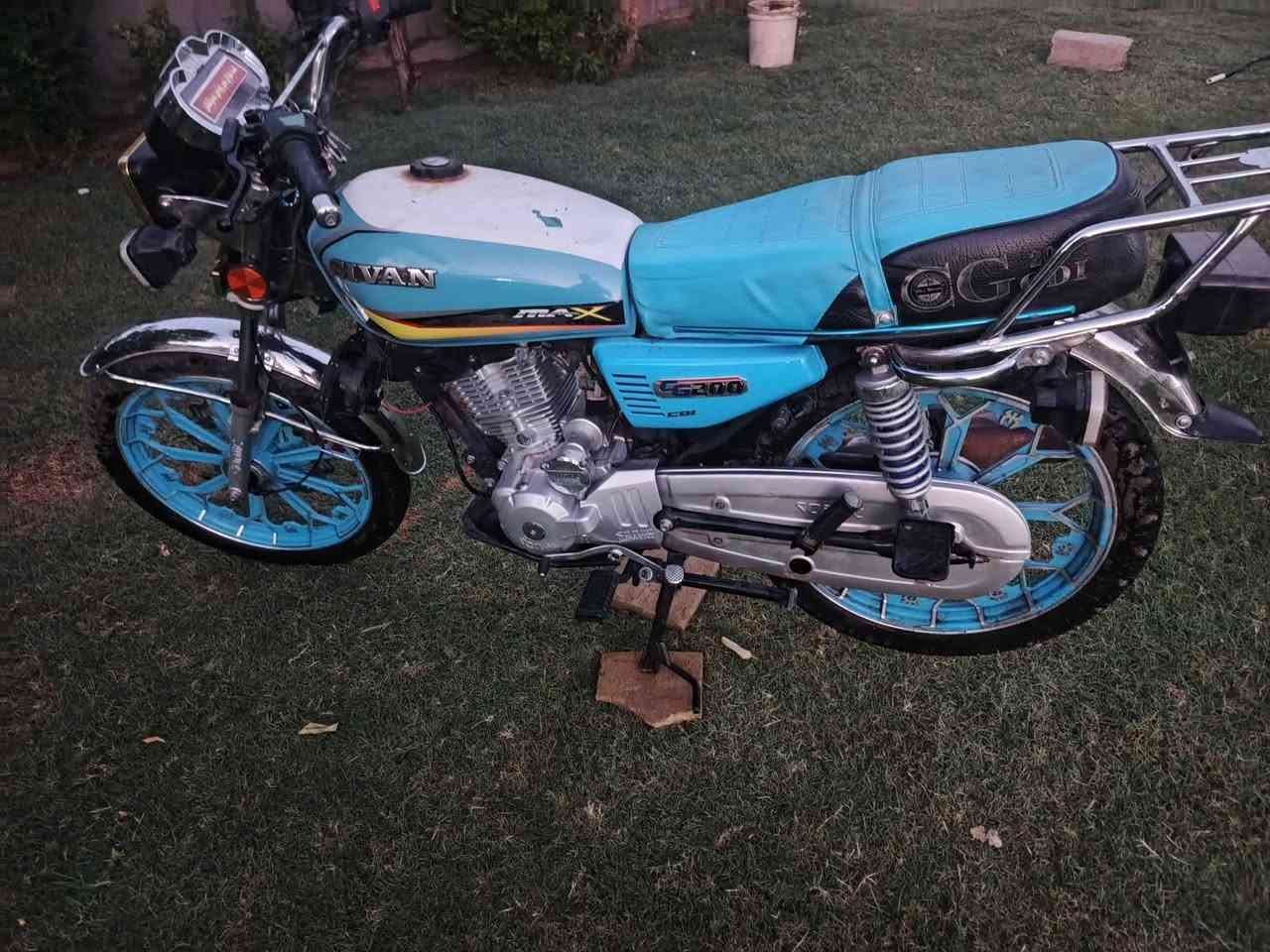 سافان لبيع موديل 2024 طالعه من وكيل دراجه بسمي سعر 650وبيه مجال لطيبين
***********رقم هاتف 
العنوان بابل قريب على جامعه بابل
