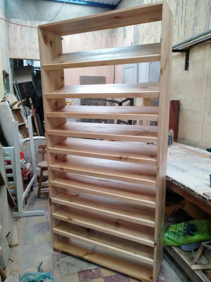 جزّامة خشب عمليّة ومتينة 
تسع عدد كبير من الأحذية
تصميم مرتب يخلّي المكان أنيق دايمًا
الشغل حسب الطلب 
5خانات طول 150 عرض 100 
للحجز والاستفسار مراسلة الصفحه


**إذا كنت صاحب هذا الإعلان وتريد حذفه لأي سبب، رجاءا أرسل رسالة إلى الدعم الفني**