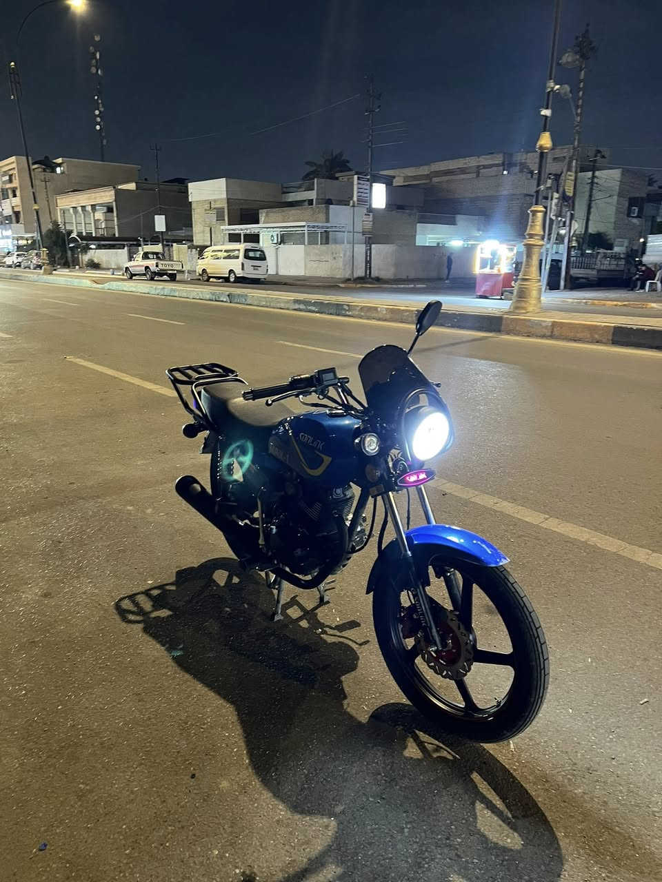 سلام عليكم سونك ماكس دراجه صارلها سبوع مطلعها من الوكاله زيرو مماشيه اقل ال1000 دراجه مواصفاتها معروفه مال شغل اوراقها مال معرض كامله مكينه200cc برغي مابيها نقص تايرات جوب لس دراجه كلش نضيفه السعر مليون و50 وبها مجال مكاني بغداد صليخ ال600 رقم ***********
