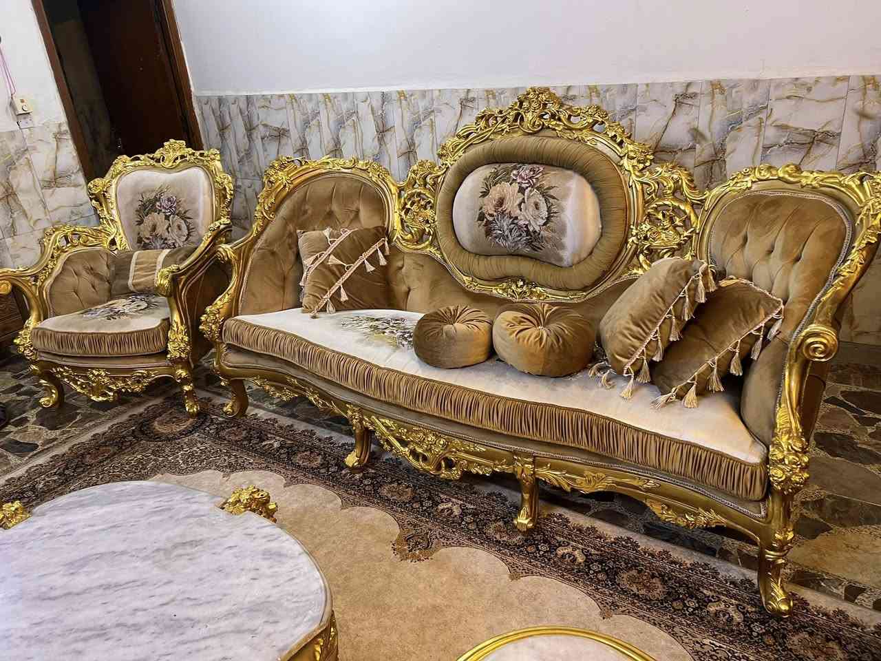 مصري دمياط اخو الجديد صاله كامله سعر الشراء ٤٠٠٠ دولار سعر البيع مليونين وربع ***********
