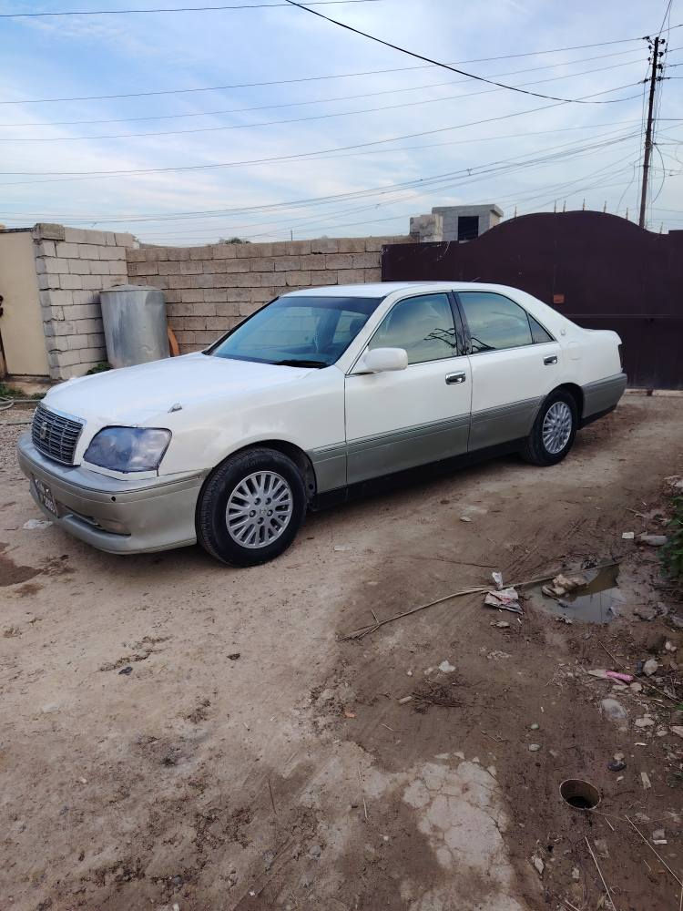 السلام عليكم ملكة أدوات كص سيارة كير ومحرك كصة فيفيتي فيشة وبطل مرغوب صدر خلفي وامامي شرط طبة ومشط ستيرن جديد باور مي حيل حلو كشر وقرفة جديد تبريد ثلج تفءة نار كشن كهربائي سيارة من الداعمية لا الداعيمة نقص برغي مابيهة نشاط تشك الكاع تخم تاير أربعة السعر ٢٨ قفل مكان السيارة العلم قريت الربيضة ***********) *********** سيارة جاهزة من كلشي
