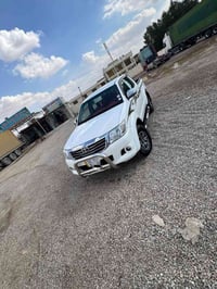 بيكم هايلوكس موديل 2014 رقم بغداد  فور ويل السعر 225 07850383486