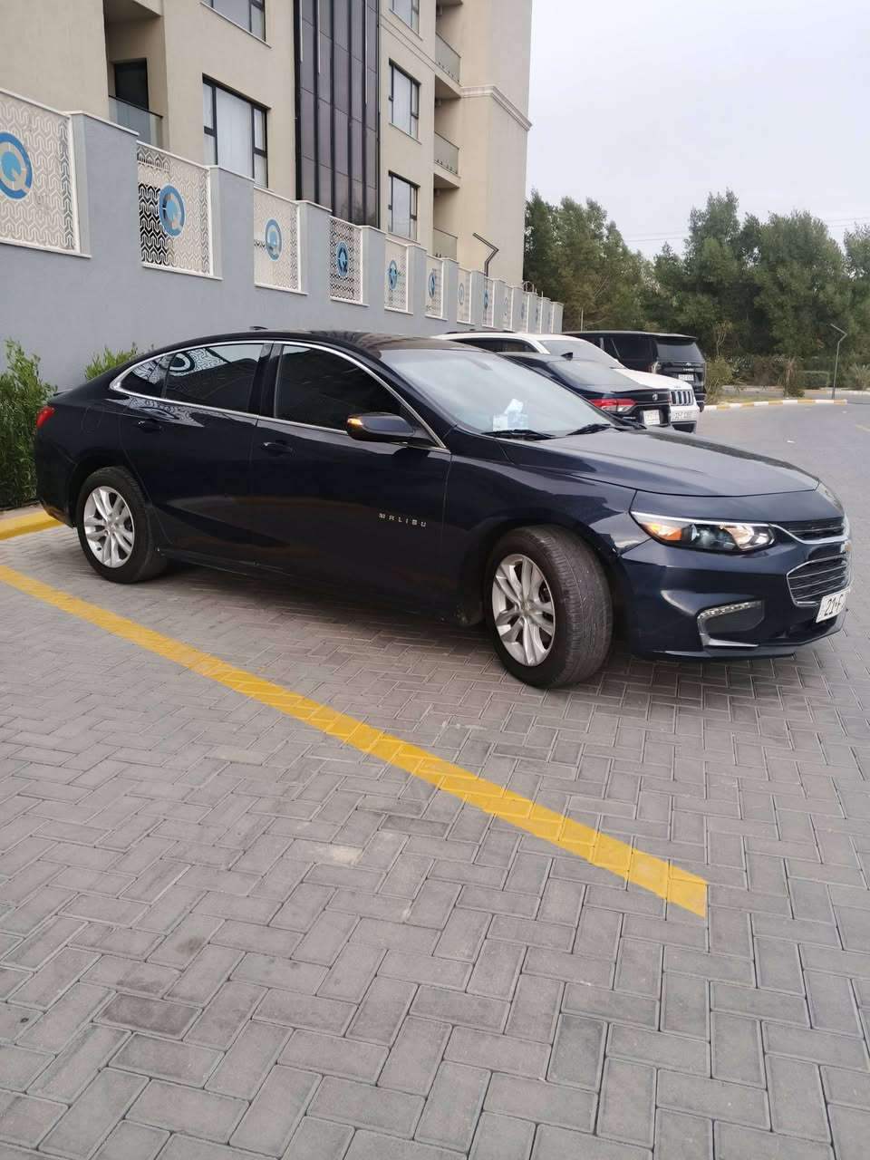 سلام عليكم للبيع ماليبو موديل 2017 حادثها طخه بل جاملغ الخلفي ودعاميه وجاملغ سريقه 3قطع صبغ بدون دواخل كير AT المرغوب
شاشه كبيرة كار بلي واندرويد اوتو 
شاشه اعطال ملونه 
تبريد قطعتين ثلج + منافذ شحن سريع وكهرباء
نظام صوت بلادي ٩ سماعات  Beats Studio  
حساسات شغاله+ اشاير بالمري 
٦بصمات  + تشغيل عن بعد
كشن كهرباء + عالي ناصي زينون 
رقم سليمانيه هزه وسنويه جدد ابسمي 
تايرات جدد حداديه جديده باتري جديد
ادامه كامله سياره جاهزه بدون اي نقص السعر 98 مكاني بغداد حي الجهاد ***********
