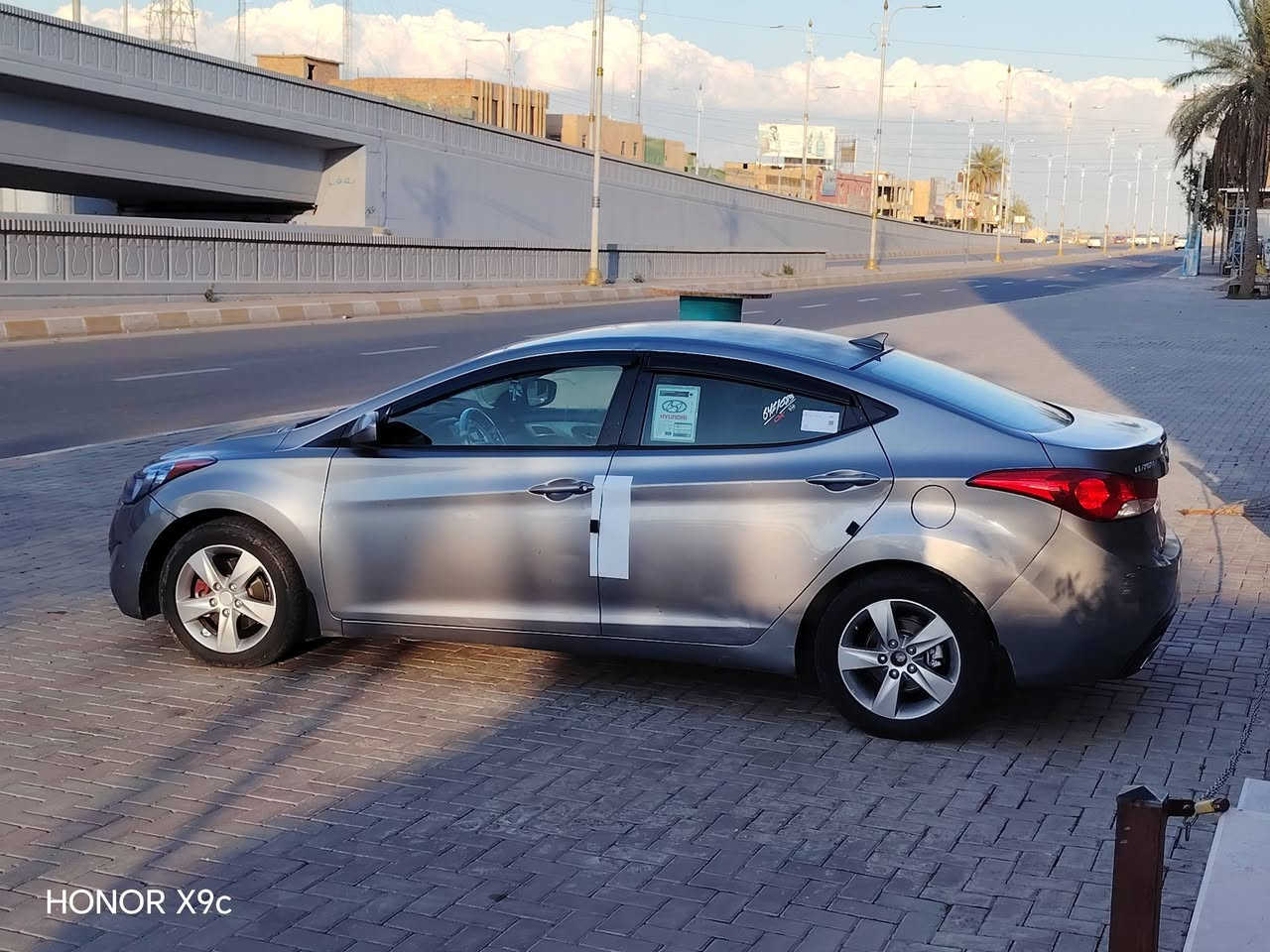 السلام عليكم رمضان كريم
النترا 2013 للبيع او مروس 
رقم بسمي جديد هزه جديدة
سيارة جاهزه ع الاخر خير من الله
محرك ١٨٠٠ دوش اقتصادي فول كير محرك شرط 
سيارة ع ايدي 
بيها ٤قطع صبغ  بدون دكة جاكوج او معجون
١٠٥ $ بيها مجال حك الجية 
مكاني صلاح الدين تكريت 
***********
