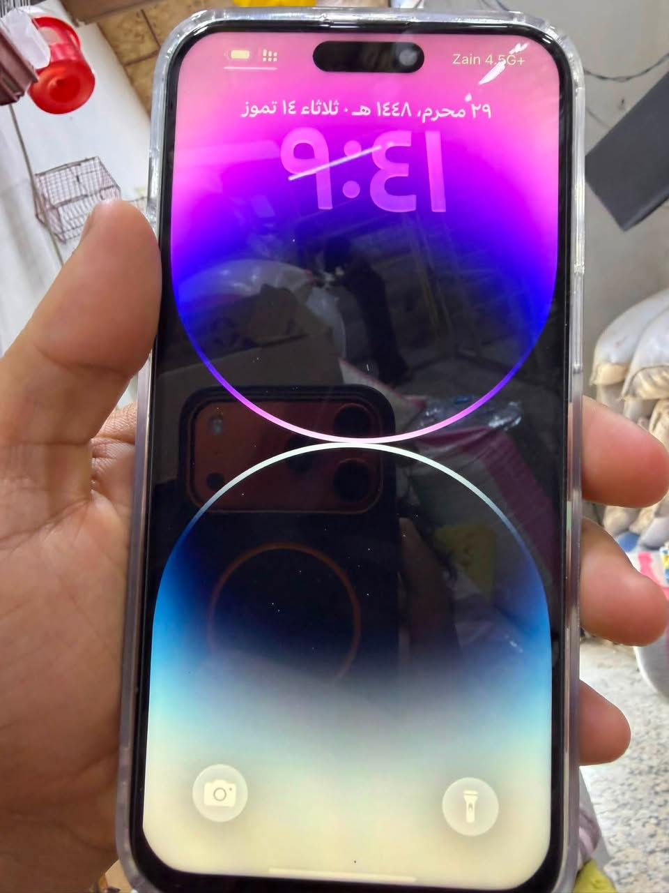 السلام عليكم عندي 14برو ماكس ذاكره 256بطاريه 86جهاز نضيف جهاز مبدل شاشه وضهر السعر 650الف وبي مجال الاستفسار اتصل***********
