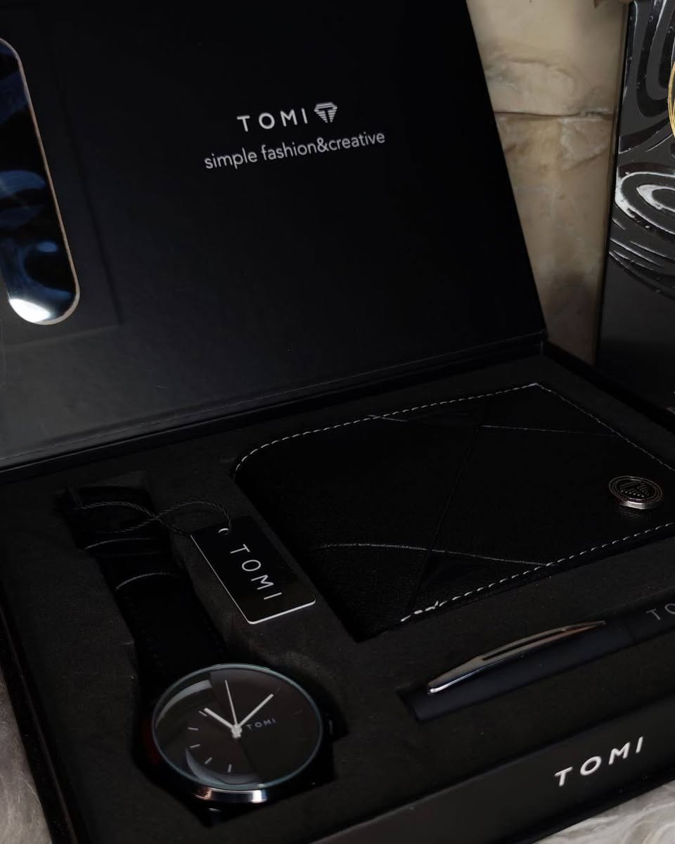 سيت رجالي تومي🧍‍♂️
1__ساعة ⌚
سير جلد طبيعي
اطار سنل استيل
ماكنة درجة اولى✅
ضد الماء💦
ضد الصدى🔨
عداد شهري🗓️
2__محفظة رجالي جلد طبيعي✅
3__قلم ماركة تومي العالمية🖊
4__عطر قصه الرجالي
يوجد توصيل لكافة محافظات العراق
للتواصل معنا📲🚕


**إذا كنت صاحب هذا الإعلان وتريد حذفه لأي سبب، رجاءا أرسل رسالة إلى الدعم الفني**