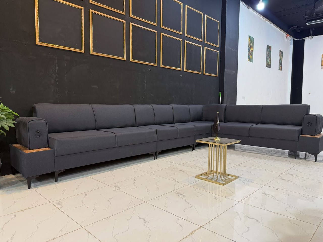 للحجز والاستفسار ***********
