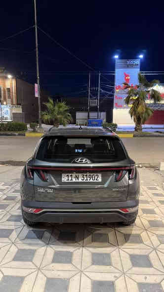 السلام عليكم اقرة التفاصيل كاملة والي تحتاجة اتصل وبلخدمة
السعر 215 والمجال جداً محدود
مكاني بغداد السيدية  
الرقم:***********

توكسان 2023 هايبرد وارد امريكي 
الحادث بنيد مبدل نفس اللون بدون صبغ+جاملغ السائق بارد على گد شبر 

 فقط لااكثر ولااقل والحادث مالها سطحي البدنة والراديتر البلاديات نفسهن تجي تتاكد وبلخدمة

السيارة بدون قطرة صبغ بدون اي شخط جداً نظيفة ومحافظ عليها

السيارة رقمها بغداد ب اسمي ومشروع وطني تتحول بكل محافظات العراق يعني

ماشية السيارة 40 الف كيلو وفول مواصفات عدا البانوراما 

مكينة السيارة تكون 1.6تيربو وهايبرد السيارة صاروخ الله شاهد بلشلعة والمعدل كذلك ال200 ولايمها

الگير يكون AT و6 نمر وليس CVT

صدر السيارة الامامي والخلفي جديد بلكامل قبل اسبوع بدلتة بل اضافة الى تخم تايرات كامل قبل شهر ونص شديتة 

السيارة صافية والحمدلله مناقصها اي شي لاكلوب بلدشبول ولامنا ومنا اي نقص بيها تنزل من سعرها الي يعجبك واني حاضر 

المواصفات 
رادارات 360 درجة توقف ذاتي في حال تقترب السيارة من حاجز  داير مداير السيارة طبعا 
السيارة بصمة تشغيل وابواب والجنطة وشفط تكون 
كراسي كهرباء وتدفئة ومخمل مو جلد 
تشغيل عن بعد تحديد مسار قيادة ذاتية جيدة جداً كروز سرعة 
الجام اربع بوب اوتو 
تبريد قطعتين خلفي وامامي ويكون بيانو يعني لمس ومنفصل اكيد 
البجم زنون بلكامل 
مانع تزحلق
