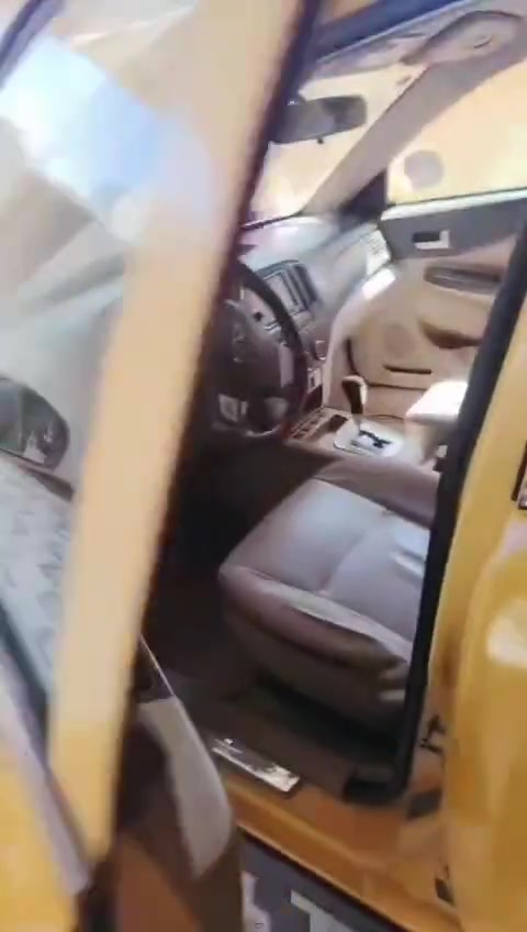 سياره شيري E_5 موديل 2016  
كير ومكينه كورلا 
سياره خير من الله 
مكينه خير من الله لاتبخير لاتنقيص 
رقم بابل باسمي 
السياره بالحقيقه أحلى من الصوره 

بيع او مراوس 
اتصال
***********
