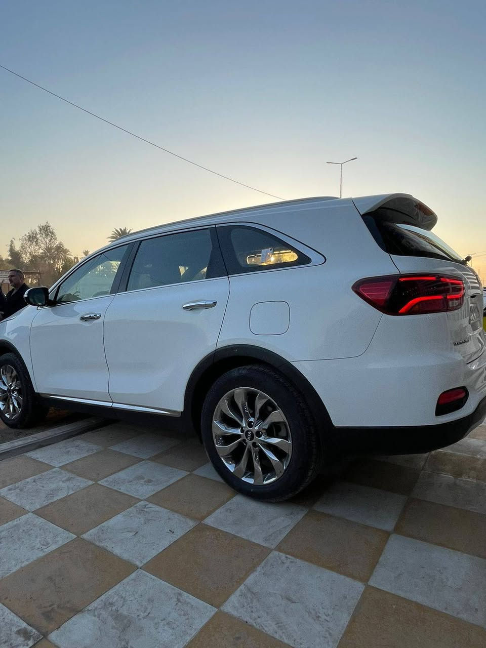 دليل العراق  السيارات 
سورنتو ٢٠٢٠ كفاله عامه رقم بغداد سياره جديده كلش السعر ٢٧٠ وبيه مجال
رقم الهاتف+واتساب ‏‪***********‬‏
