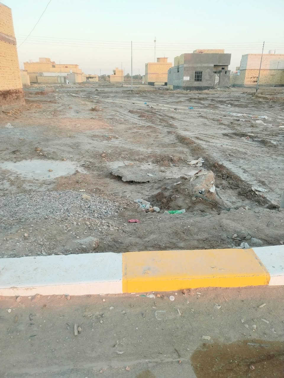 ياالله قطعه للبيع 200 متر
العنوان التضحيه نهايت شارع العياده حي الكرامه

مقاطعه 55 مقابيل المدارس اول فرع عن شارع 30 السايدين

باقي التفاصيل مراسله او الاتصال 

***********
