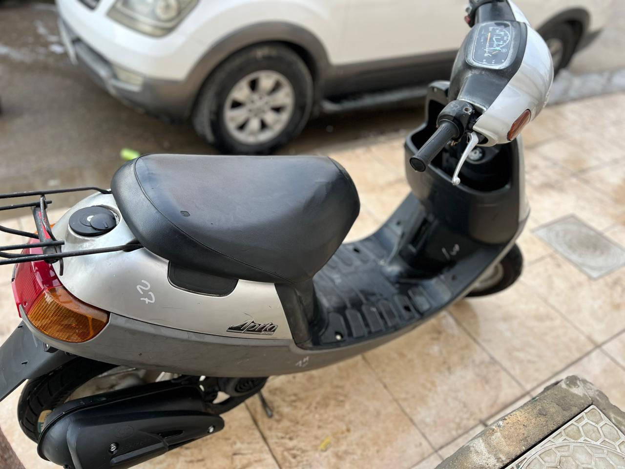 اقل الشهر من طالعه حاويه سعره ٥٠٠وبيه مجال برغي ممفتوح بيه شراي خاص رقمي***********
